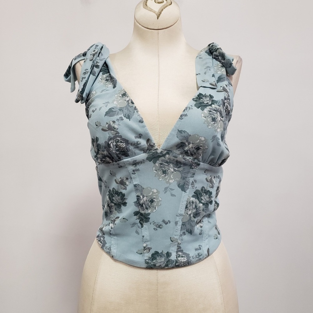 One Clothing Womens Mesh Babydoll Smocked Back Floral Top Size L Blue Sleeveless